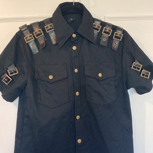 The Dark Attitude Gothic Steampunk Officer Buckle Detail Shirt Size Small NWT - Picture 4 of 12